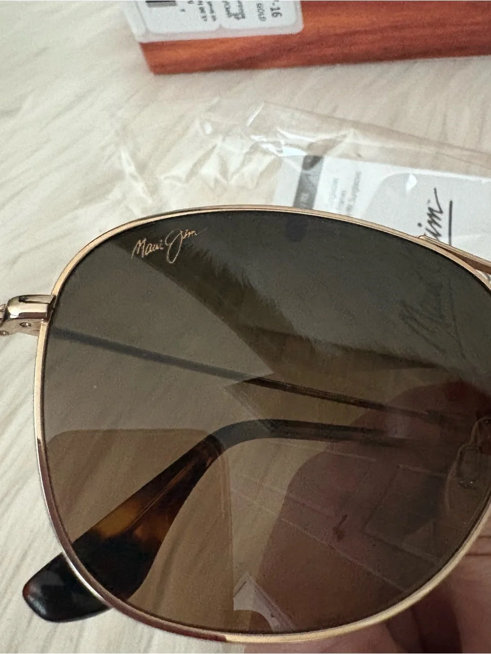 Maui Jim Cliff House Large Aviator Sunglasses - Gold Frames 